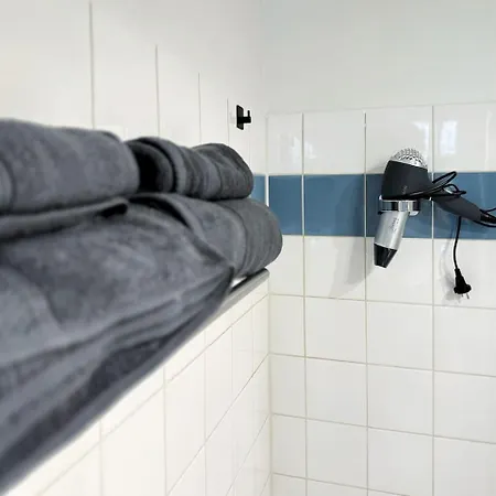 I Large 3 In The Location In Kreuzberg * Berlín