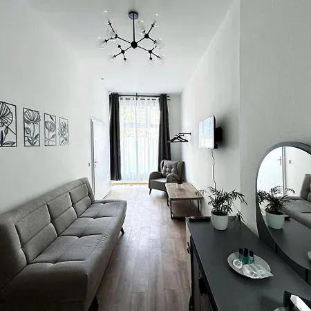 I Large 3 In The Location In Kreuzberg Apartament *