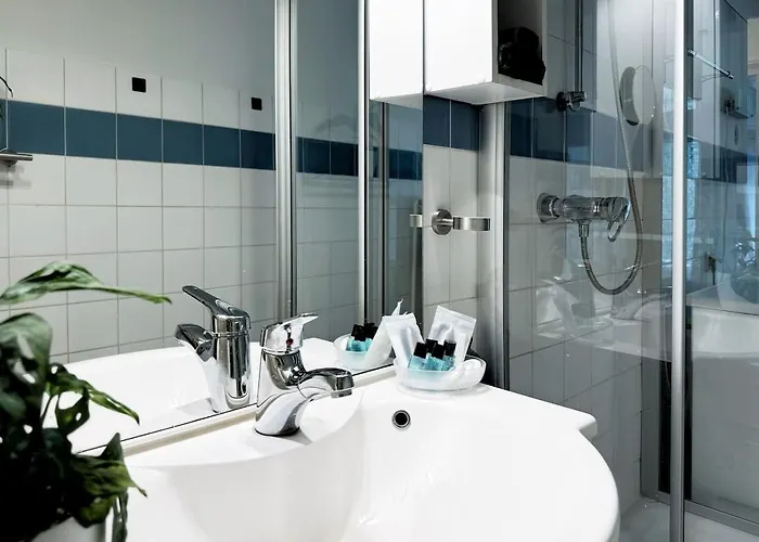 I Large 3 In The Location In Kreuzberg *