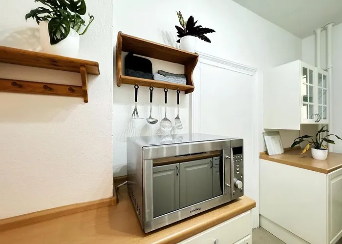 I Large 3 In The Location In Kreuzberg * Berlijn